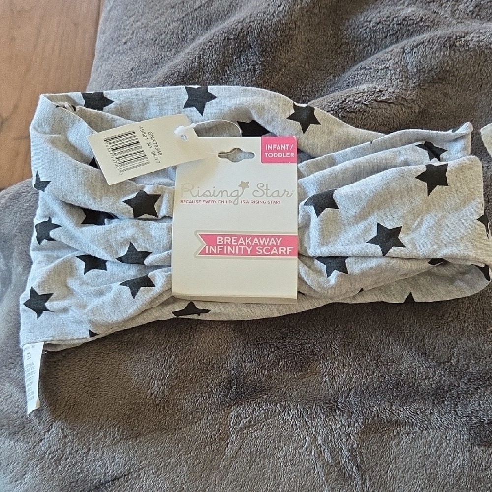 Rising Star Gray Star Infinity Scarf for Kids